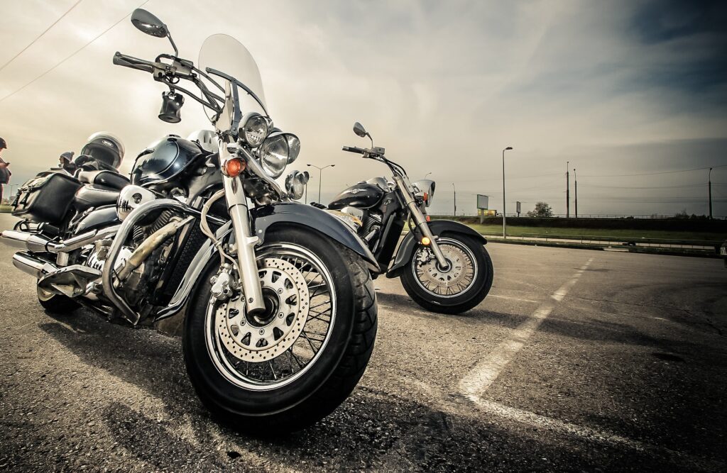 motorcycles in parking lot, motorcycle laws in Texas